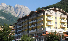 Гостиница Alpenresort Belvedere Wellness & Beauty, Молвено